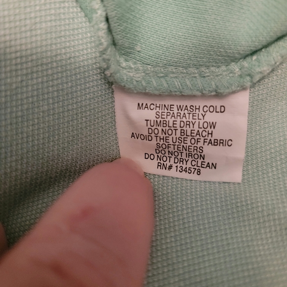 Vineyard Vines 1/2 Zip Pullover- Size Medium - Picture 6 of 7